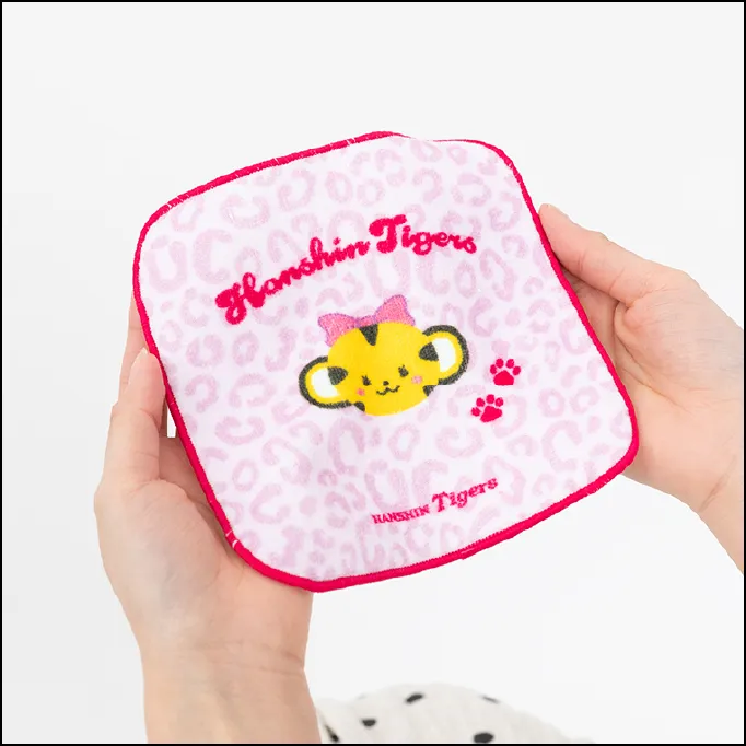 TORACOプロデュース プリントハンカチ